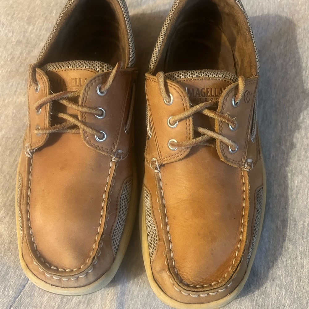 Magellan Outdoors Men’s Brown Leather Boat Shoes